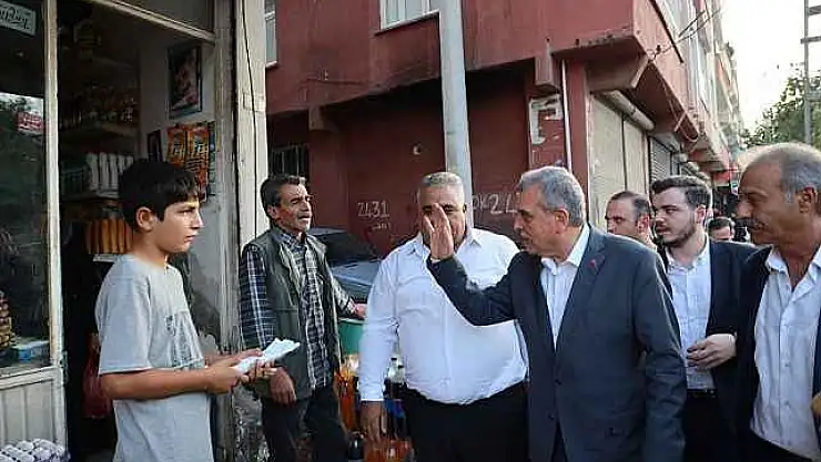 Beyazgül, Çarşı Pazar Esnafını Yalnız Bırakmıyor
