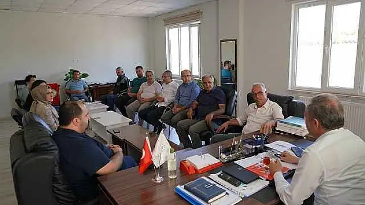 Kılınç, Park Ve Bahçeler Müdürlüğü Personellerini Tebrik Etti