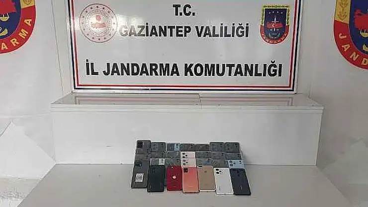 Gaziantep'te 867 Bin TL Değerinde Kaçak Telefon Ele Geçirildi