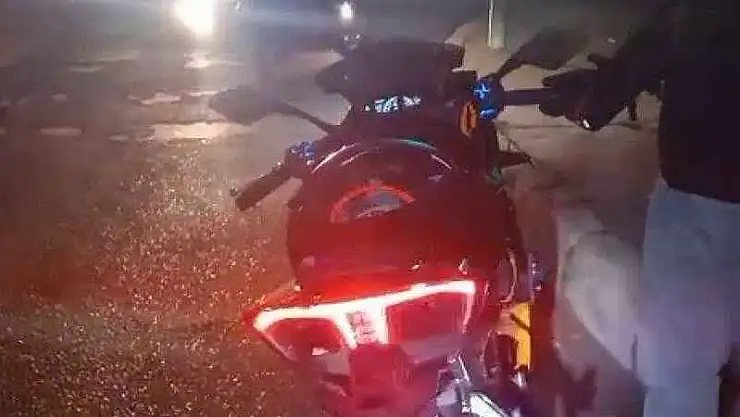 Yarış yapan motosikletler yakalandı