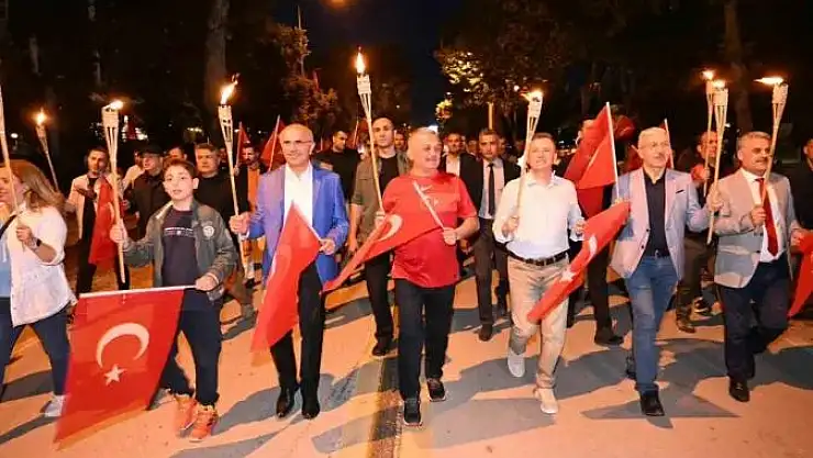 Malatya'da fener alayı yürüyüşü
