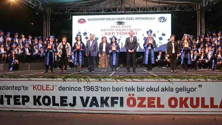 GKV Özel Ortaokulu 60. Yıl mezunlarını uğurladı
