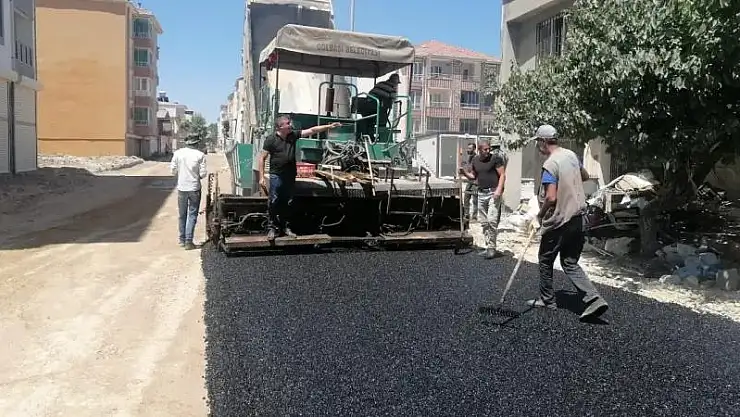 Gölbaşı belediyesi asfaltlama çalışmalarına devam ediyor