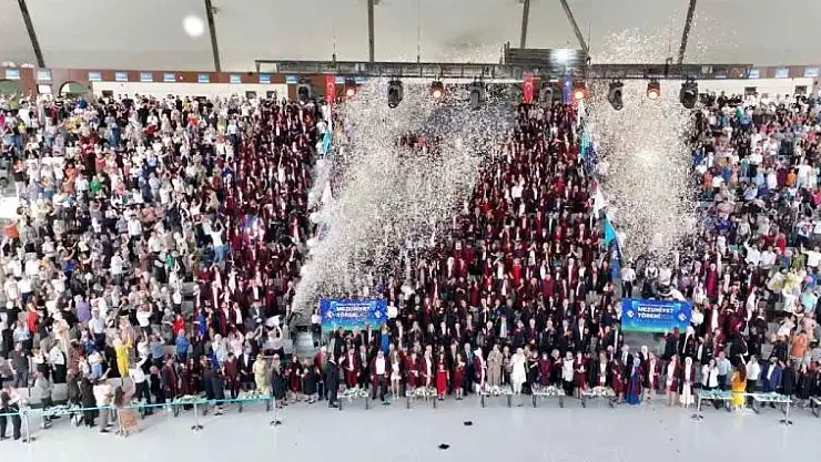 Hasan Kalyoncu Üniversitesi bin 707 öğrencisini mezun etmenin gururunu yaşadı
