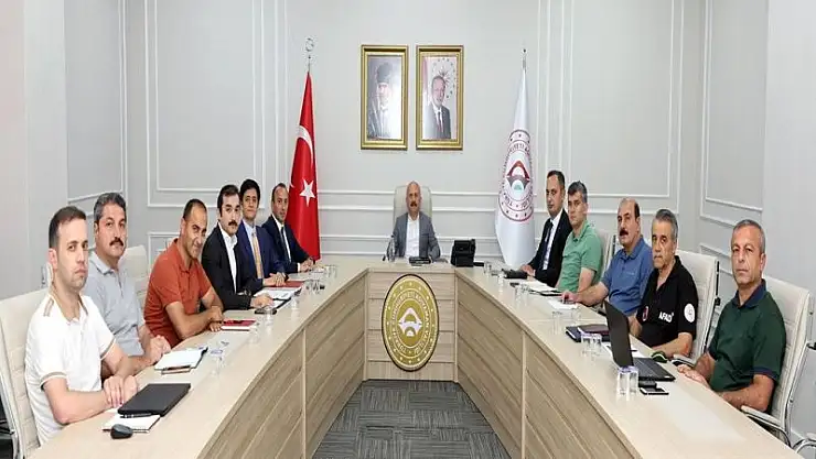 Vali Varol Vali Yardımcılarıyla değerlendirme toplantısı yaptı