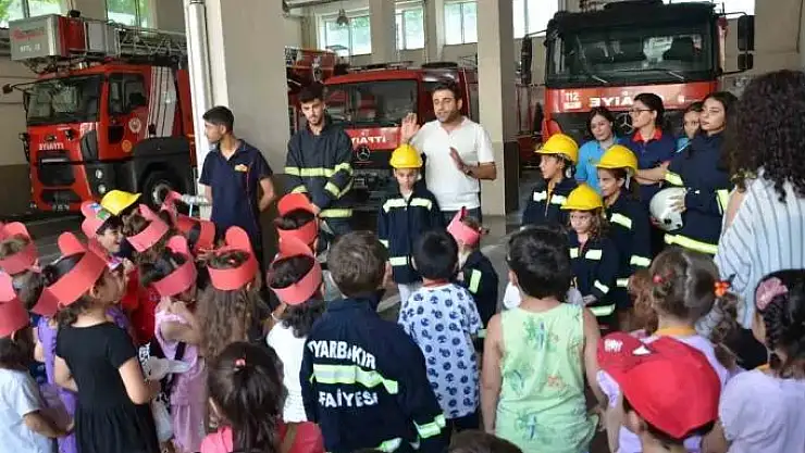 Diyarbakır'da çocuklara itfaiye eğitimi verildi
