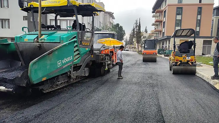 Adıyaman Belediyesi'nden çarşı merkezinde yoğun altyapı mesaisi