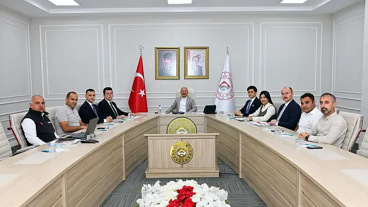 Adıyaman'da Vali yardımcıları değerlendirme toplantısı yapıldı