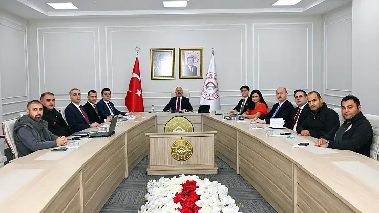 Adıyaman'da vali yardımcıları değerlendirme toplantısı düzenlendi