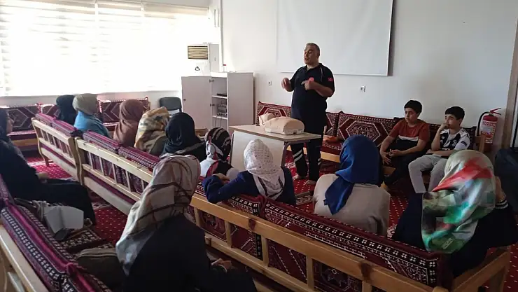 Adıyaman İl Müftülüğü personeline ilkyardım farkındalık eğitimi verildi
