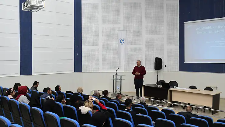 Adıyaman üniversitesinde ileri yaşlara yönelik iki önemli konferans