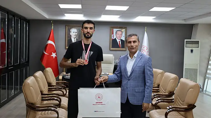 Adıyamanlı sporcu Barış Bozgun'dan Türkiye üçüncülüğü başarısı