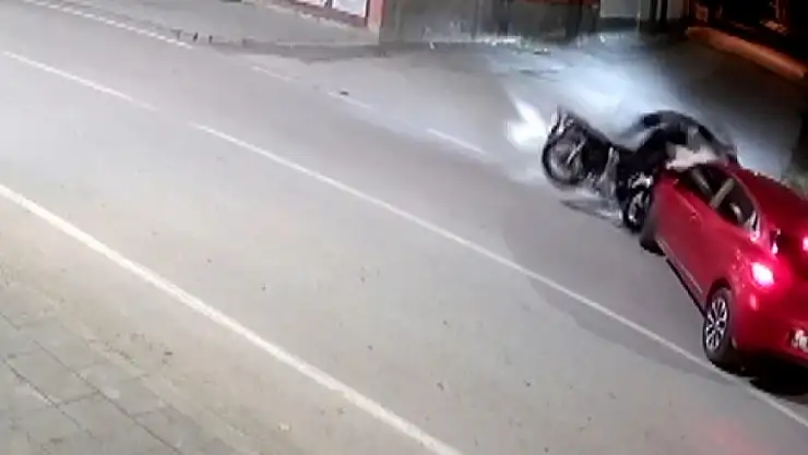 Afşin'de otomobil ile motosiklet çarpıştı: 1 yaralı