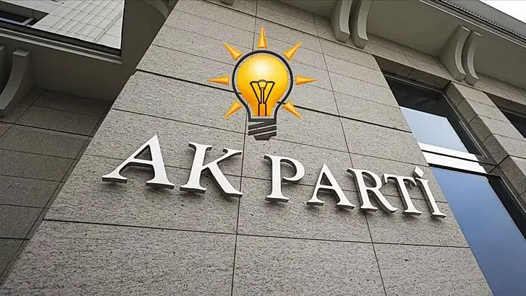 AK Parti'de peş peşe istifalar