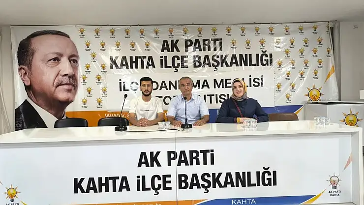AK Parti Kahta ilçe teşkilatı bir araya geldi