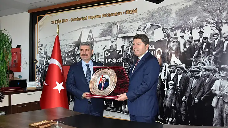 Bakan Tunç'dan Besni Belediyesine ziyaret