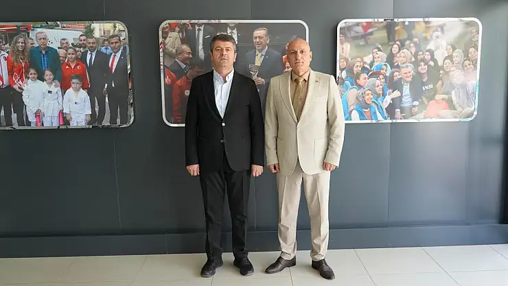 Başkan Tutdere'den Elüstü'ne hayırlı olsun ziyareti