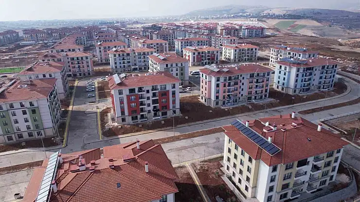 Adıyaman'da Baykar'ın konutlarına yerleşen depremzedelerden teşekkür