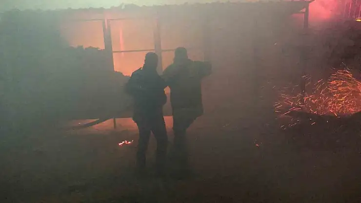 Besni'de konteyner yangını korkuttu