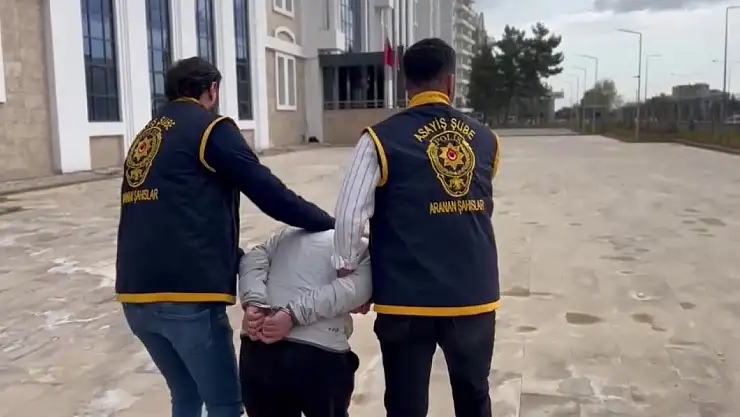 Bir ayda yakalanan 255 şüpheli şahıstan 74'ü tutuklandı