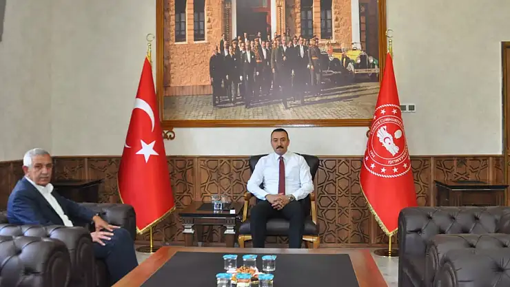 Çelikhan Ziraat odası Başkanı Kaya'dan Kaymakam Pelvan'a ziyaret