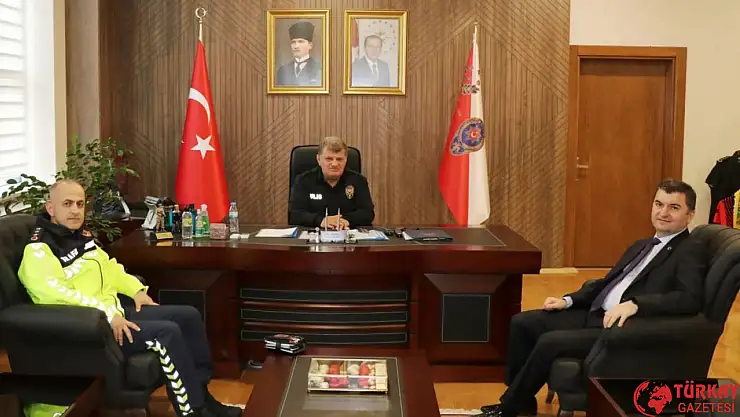 Daire Başkanı Tolga Çemrek, Müdür Uzman ile bir araya geldi