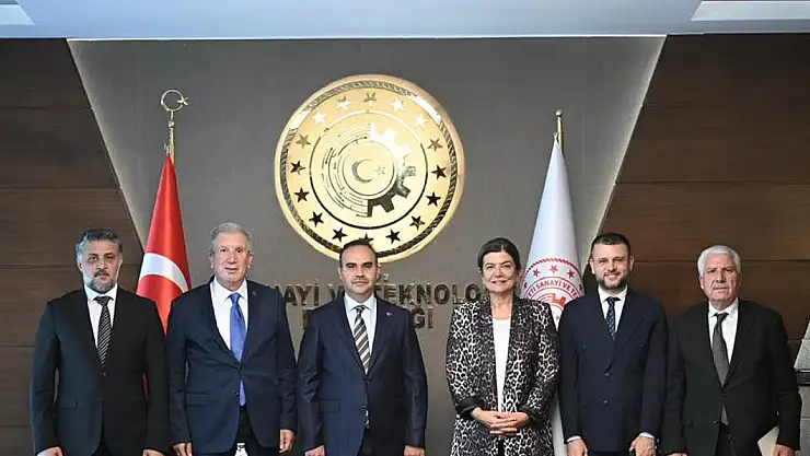 Diyarbakır heyetinden Bakan Kacır'a ziyaret