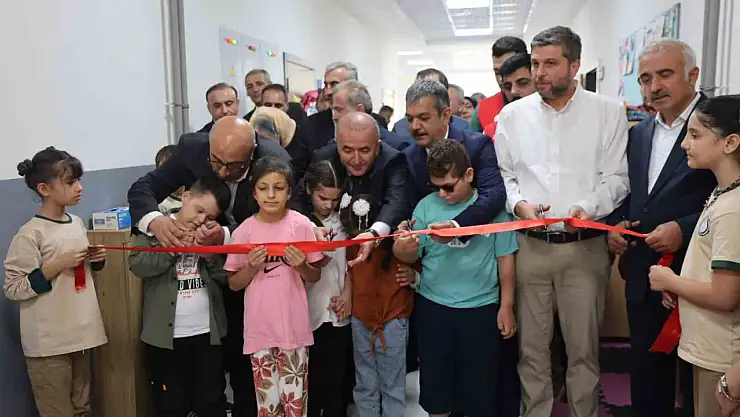 Elazığ'da 'Özel Sınıf' düzenlenen törenle açıldı