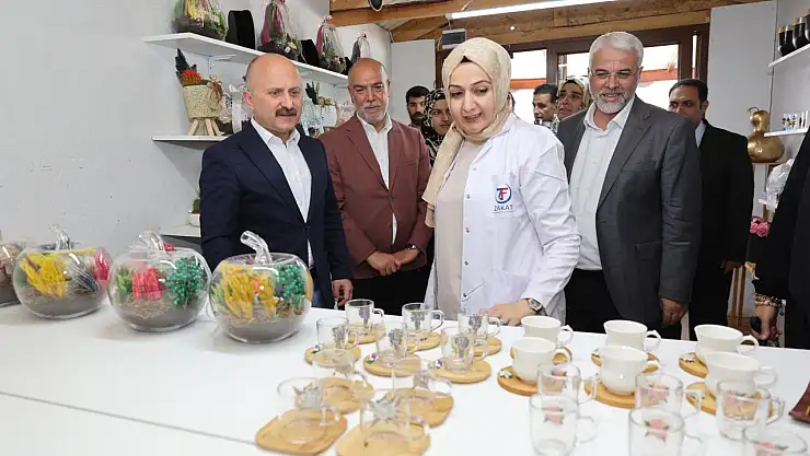 Eliyaman Yöresel Ürünler çarşısı açıldı