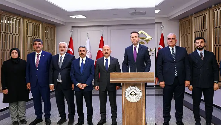 Enerji ve Tabii Kaynaklar Bakanı Bayraktar Adıyaman'da