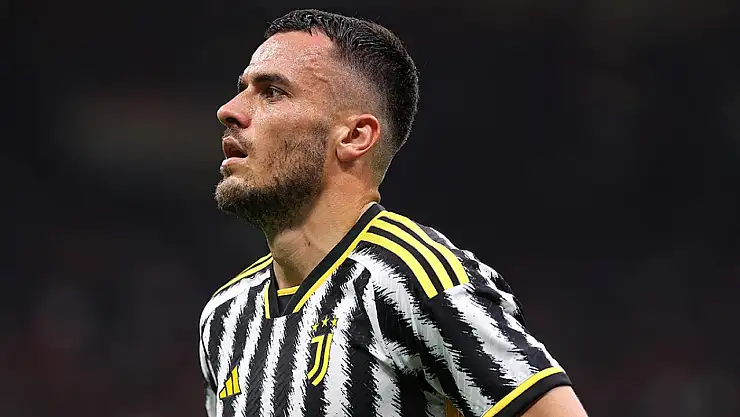 Filip Kostic Fenerbahçe uçak takibi!