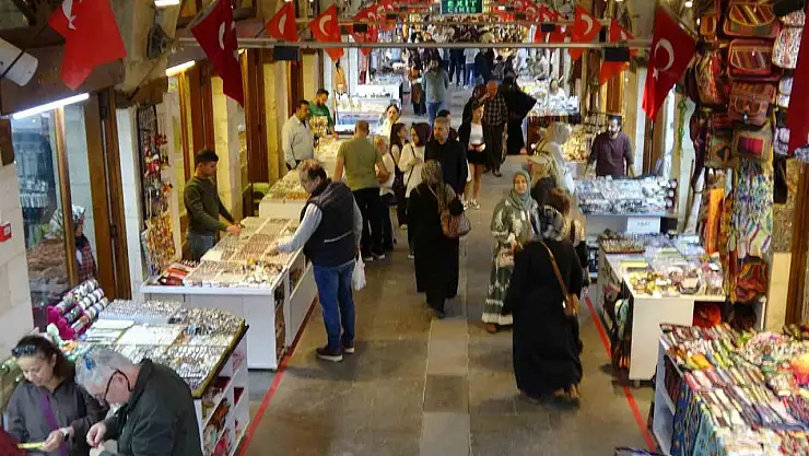 Gaziantep'in tarihi mekanlarında adım atacak yer kalmadı