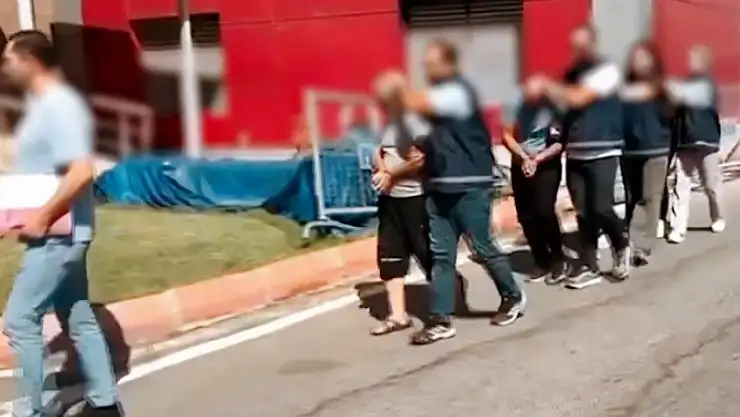 Gaziantep'te masaj salonuna fuhuş operasyonu: 4 şüpheli tutuklandı