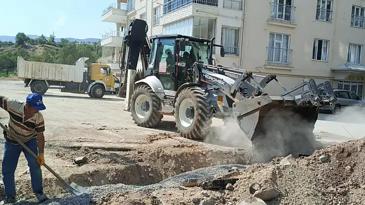 Gölbaşı belediyesi alt yapı çalışmalarını sürdürüyor