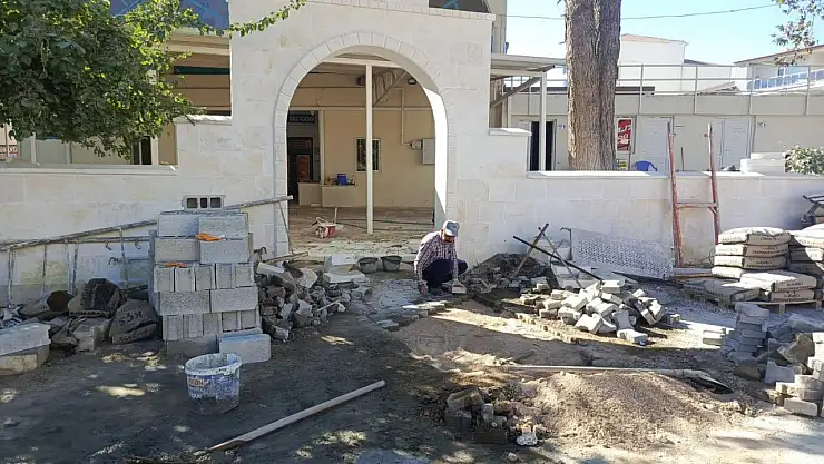 Gölbaşı Belediyesinden Kaldırım Çalışmaları 