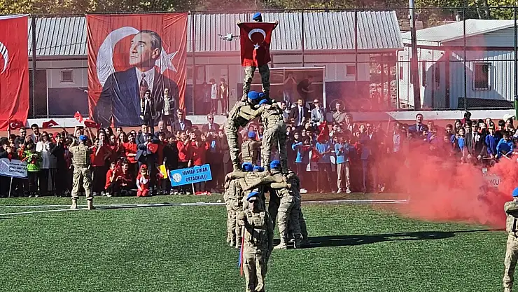 Gölbaşı'nda 29 Ekim Cumhuriyet Bayramı coşkusu yaşandı