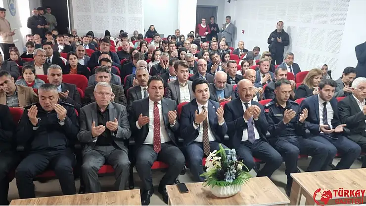 Gölbaşı'nda İstiklal Marşı'nın Kabulü ve Mehmet Akif Ersoy'u Anma Programı düzenlendi