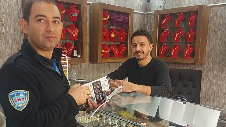 Gölbaşı'nda Toplum Destekli polis vatandaşları dolandırıcılık konularında uyardı