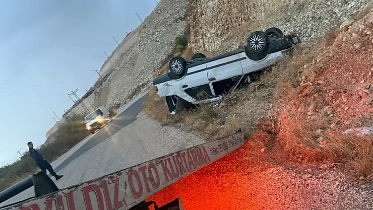 Gölbaşında otomobil takla attı: 2 yaralı