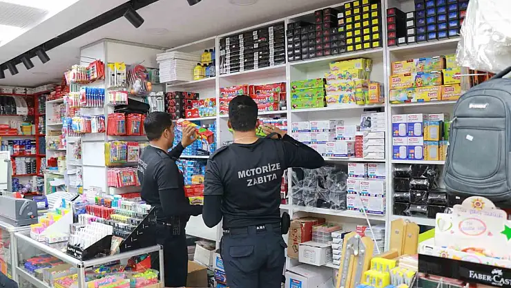 Haliliye'de zabıtadan kırtasiyelere denetim