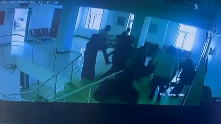 Hasta yakını ile sağlık çalışanları arasında