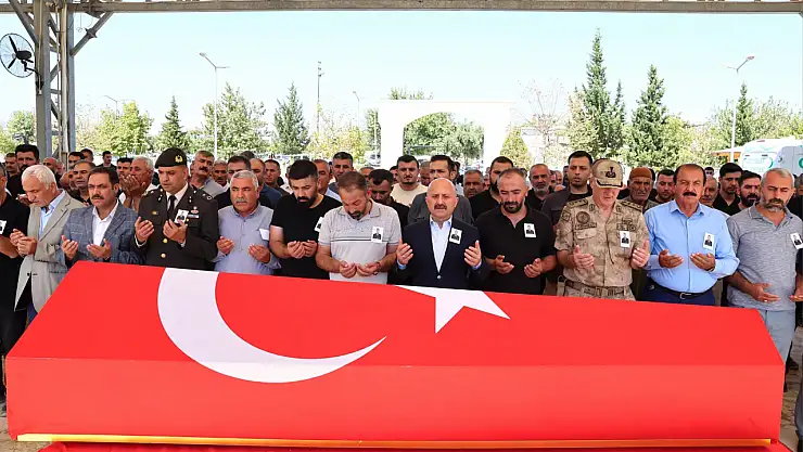 Hayatını kaybeden uzman çavuş son yolculuğuna uğurlandı