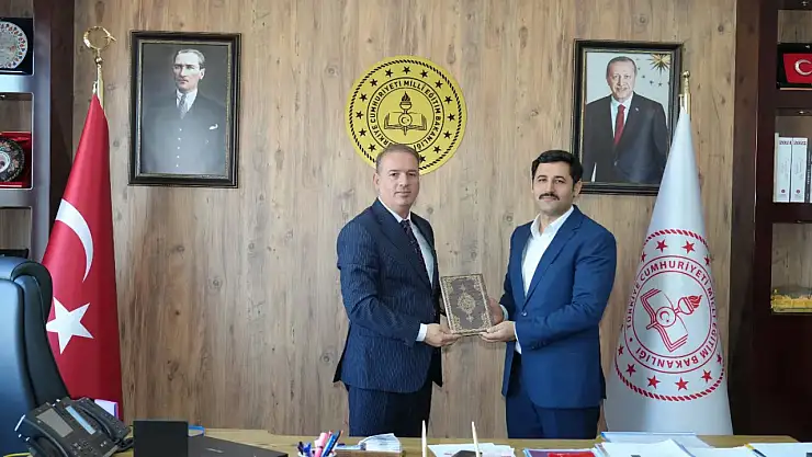 Hayrat Vakfı temsilcisi Yakut'tan Tosun'a ziyaret