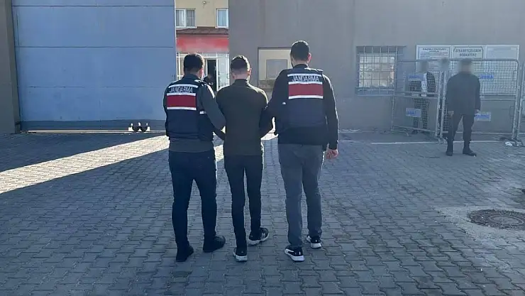 Hırsızlık suçundan kesinleşmiş cezayla aranan şahıs yakalandı