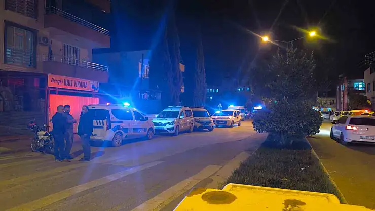 İki grup arasında silahlı kavga: 1'i polis, 4 yaralı