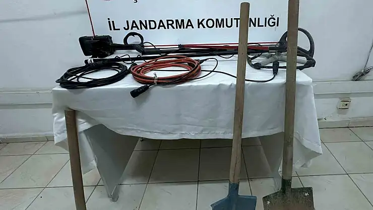 Jandarmadan definecilere suçüstü: 4 gözaltı