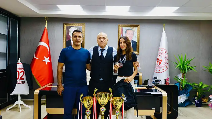 Kader Güvenç Dünya Atletizm şampiyonasında ülkemizi temsil edecek