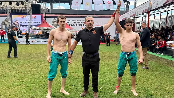 Kahramanmaraş'ta Dünya Karakucak Güreş Şampiyonası başladı