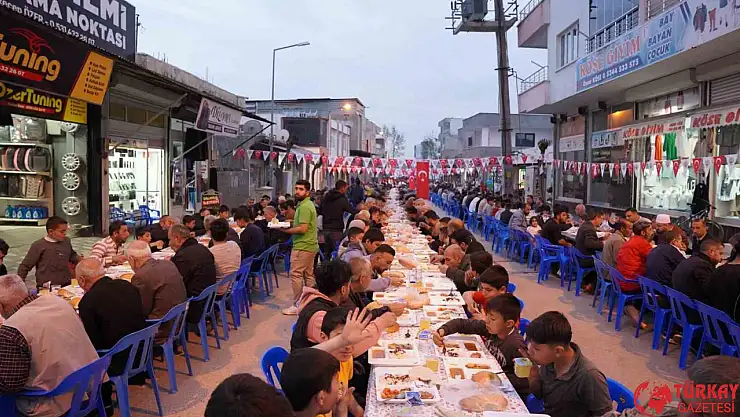 Kahta Belediyesi, iftar sofrası kurdu