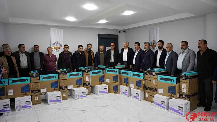 Kahta Belediyesi'nden muhtarlara teknolojik destek